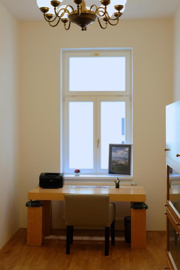 Kolonada Luxury 3 Bedroom Apartment Manes Mariánské Lázně Exteriér fotografie